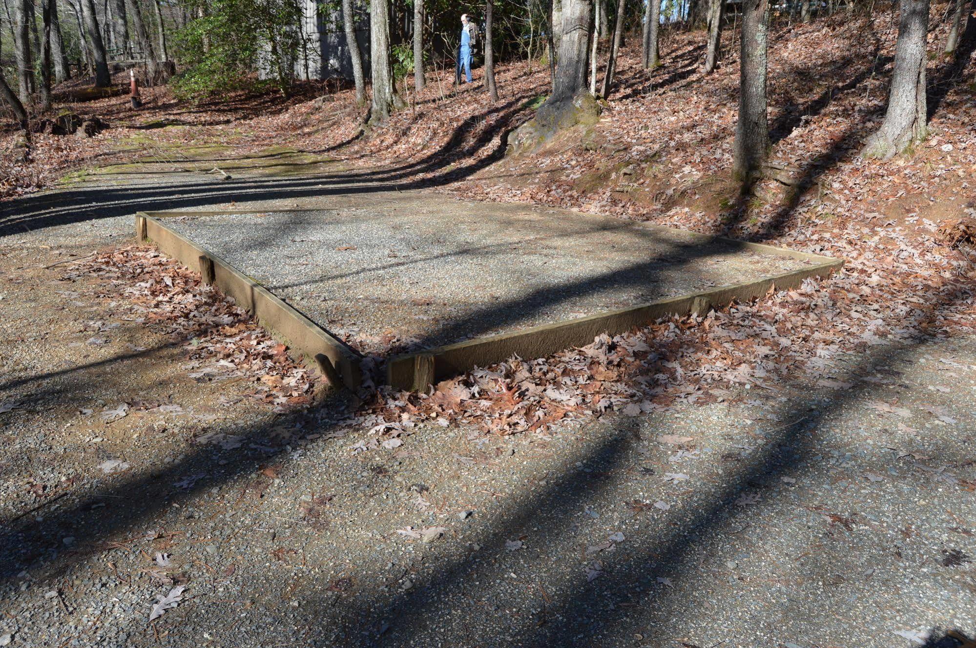 Linville Falls Campground, Rv Park, And Cabins Exterior photo