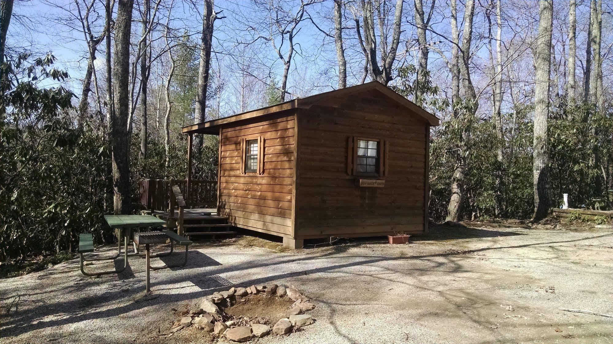 Linville Falls Campground, Rv Park, And Cabins Exterior photo
